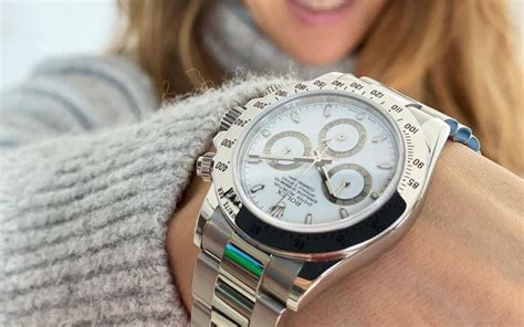 woman finds rare rolex in couch|paul newman Rolex found.